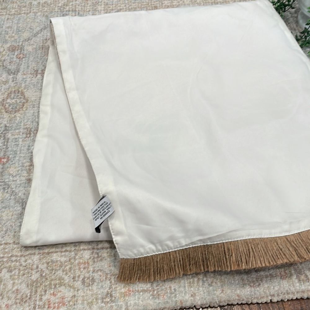 Pumpkin table runner- - Picture 7 of 9